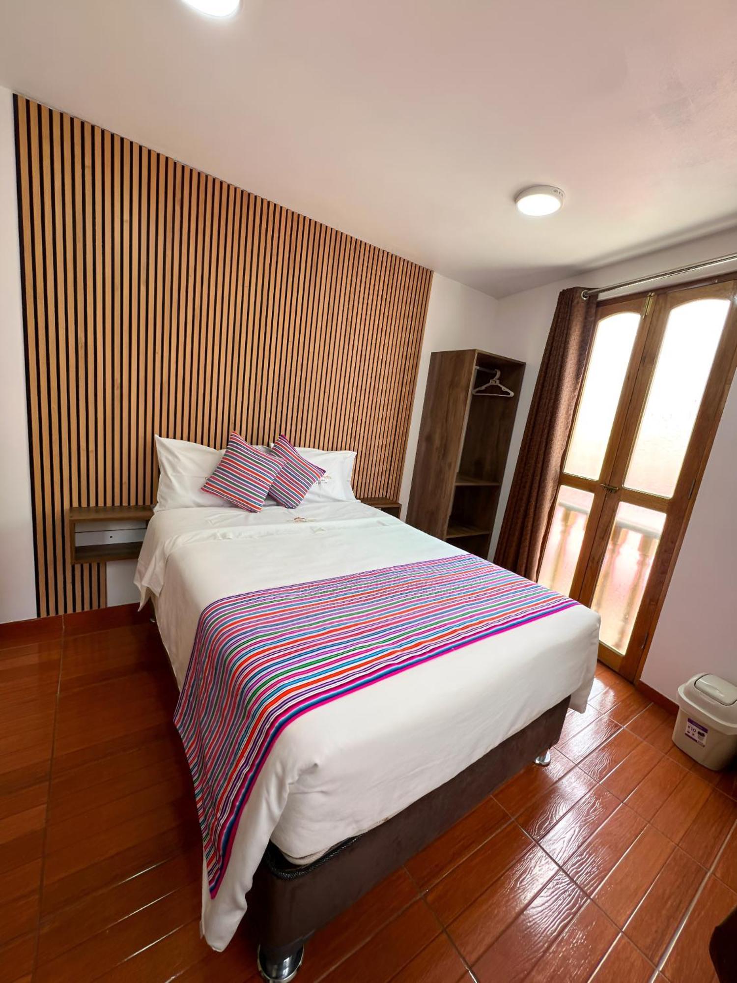 Golden Paris Hotel "Descuentos Junio" Ayacucho Kültér fotó